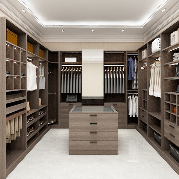 Custom walk-in wardrobe by ARIJ